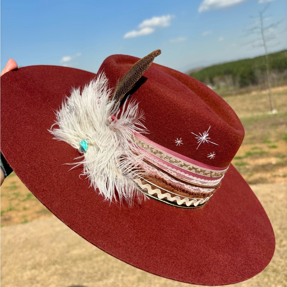 Womens Maroon Wool Fedora Hat with Feather Trim